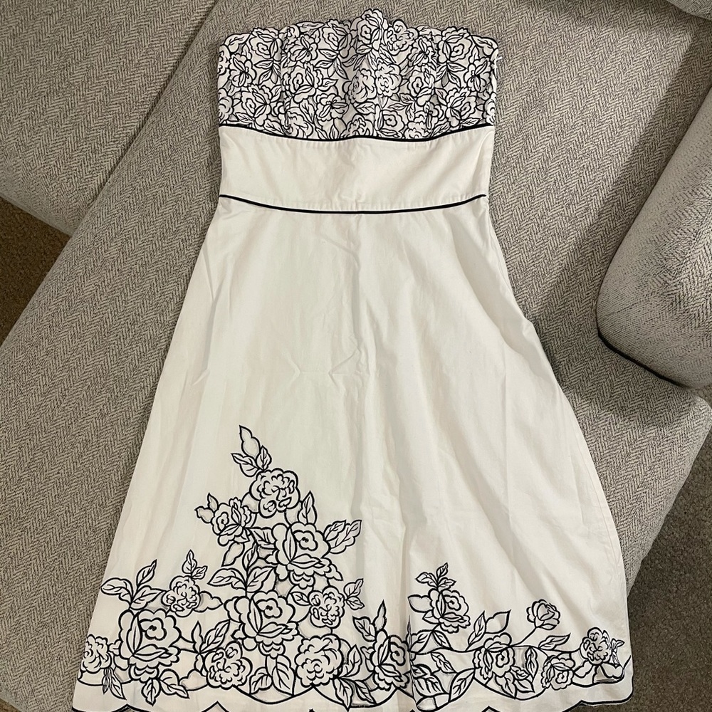 Black & white cotton strapless dress